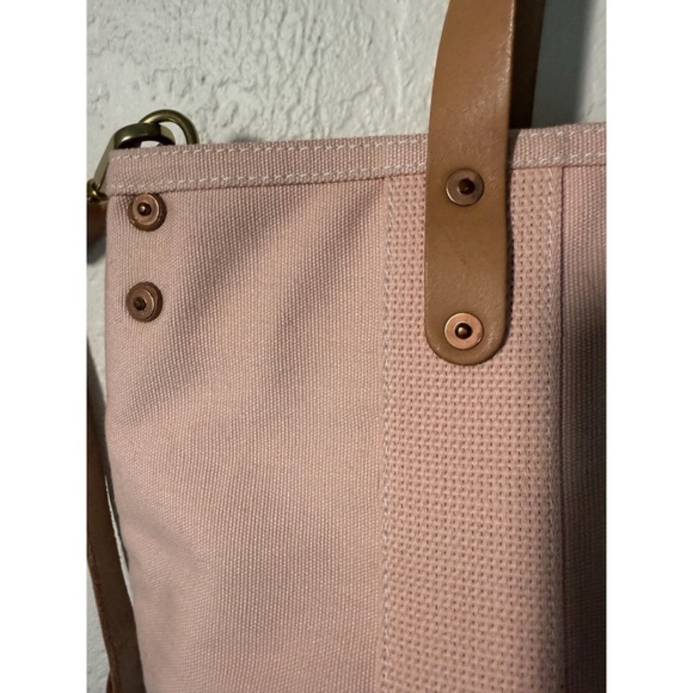 North End Bag Co The MARTIN Tote Bag Peachy Pink Canvas & Leather Trim Crossbody - Picture 2 of 15
